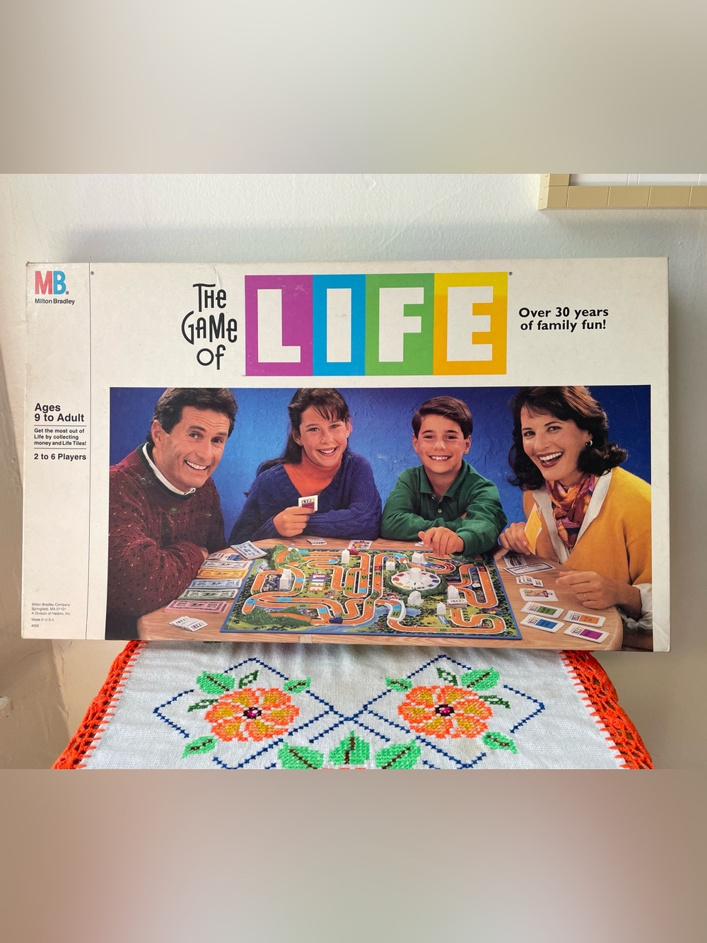 Vintage 1991 The Game of Life Board Game